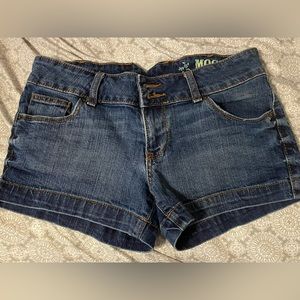 Super low waisted Jean shorts